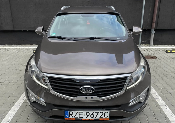 Kia Sportage cena 43900 przebieg: 219110, rok produkcji 2012 z Rzeszów małe 596